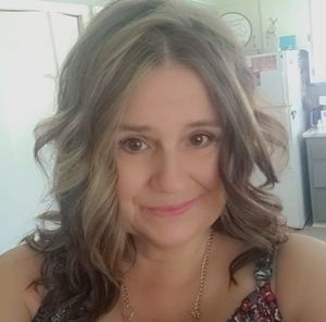 Meet your Posher, Angie